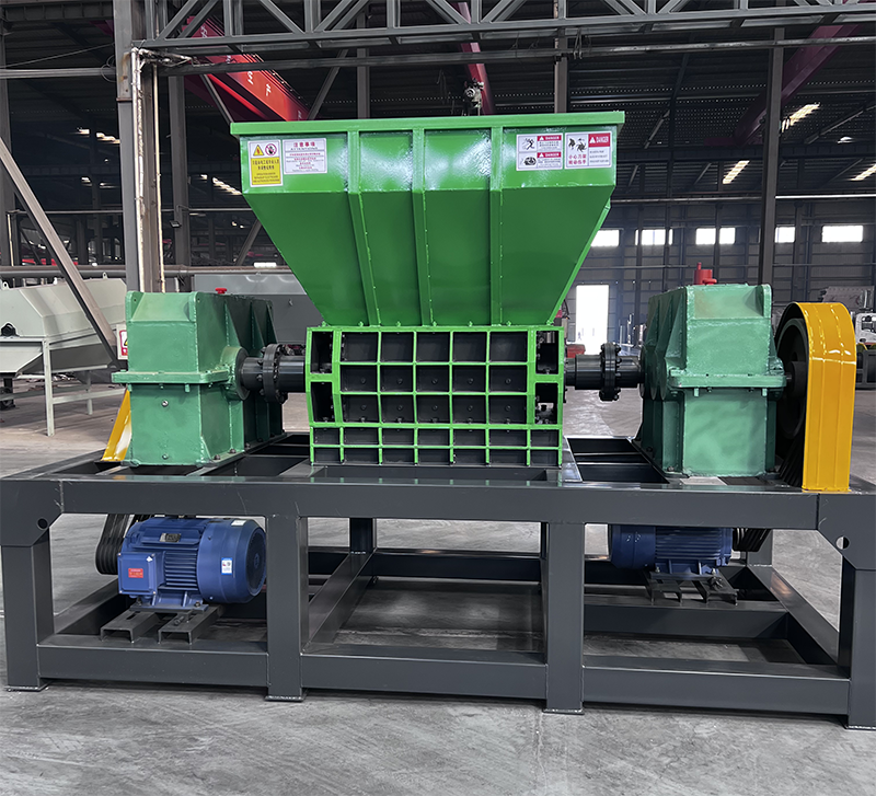 Single-shaft hydraulic shredder